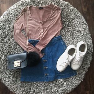 Chuu Basic Camel Tee